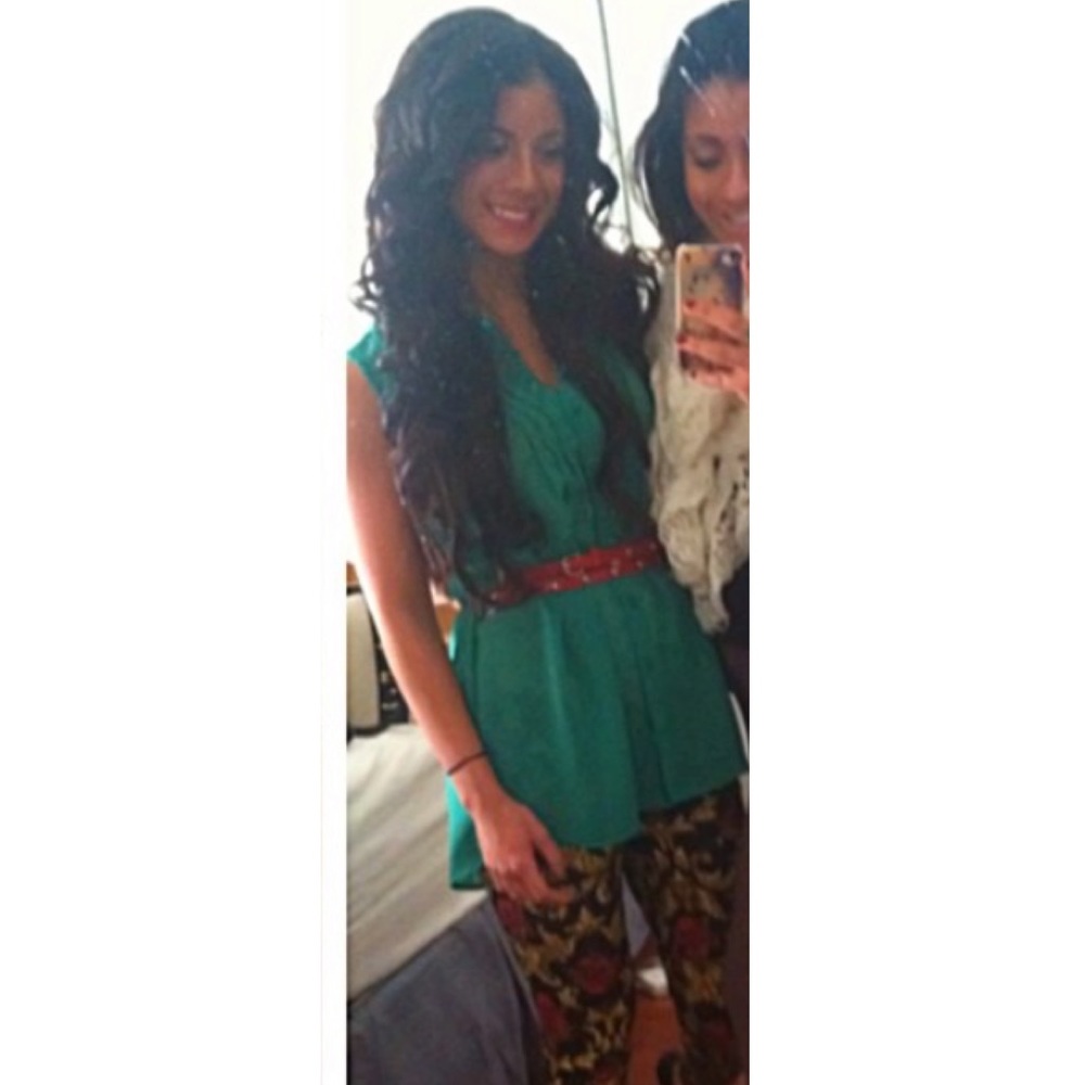 Button up collared blouse - Picture 2 of 2